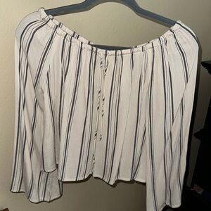 Billabong off the shoulder top. Worn once. Size small